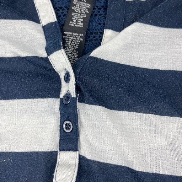 Justify Womens Blouse Blue White Striped Small - Picture 5 of 10